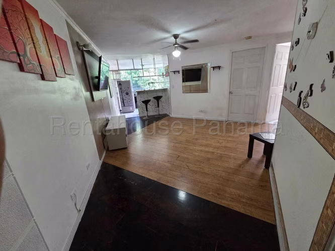 Venta de Apartamento en Carrasquilla Ph Plaza de Lourdes KC