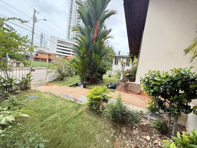 Venta de Casa en Urb. Villa Lilla, San Francisco