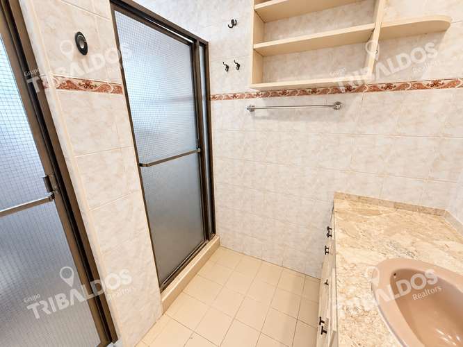Venta de Casa Unifamiliar en San Francisco | 3 Recámaras, Amplia Terraza y 2 Estacionamientos