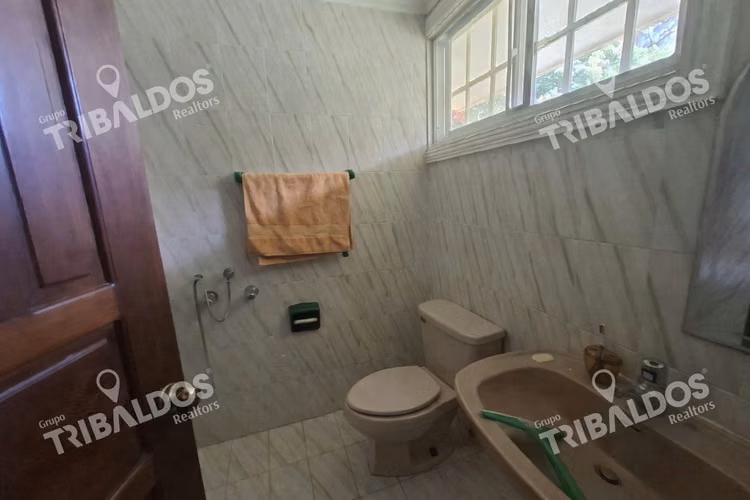Venta de Casa tipo Chalet con Terreno en La Chorrera