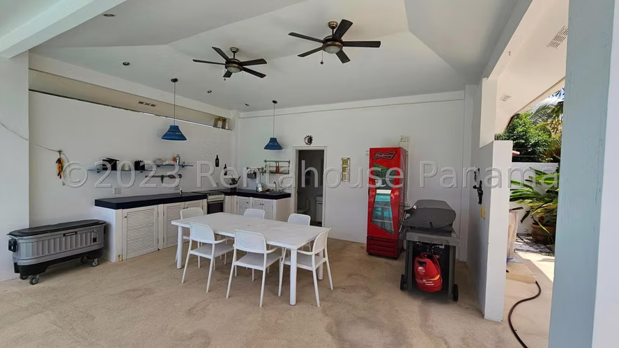 Vendo Casa en Coronado OF26-5500