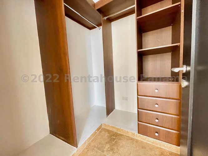 RR VENTA DE APARTAMENTO EN PUNTA PACIFICA PH Q TOWER