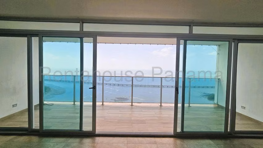 Apartamento en Venta en Coco del Mar JG