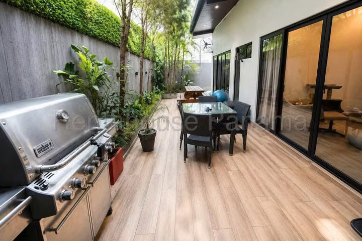 Casa en Venta en Coco del Mar JG