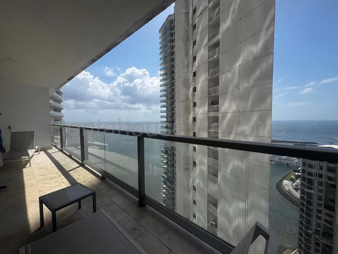 Venta de Apartamento en Punta Pacifica Ph TOC Solo Cliente Directo MC