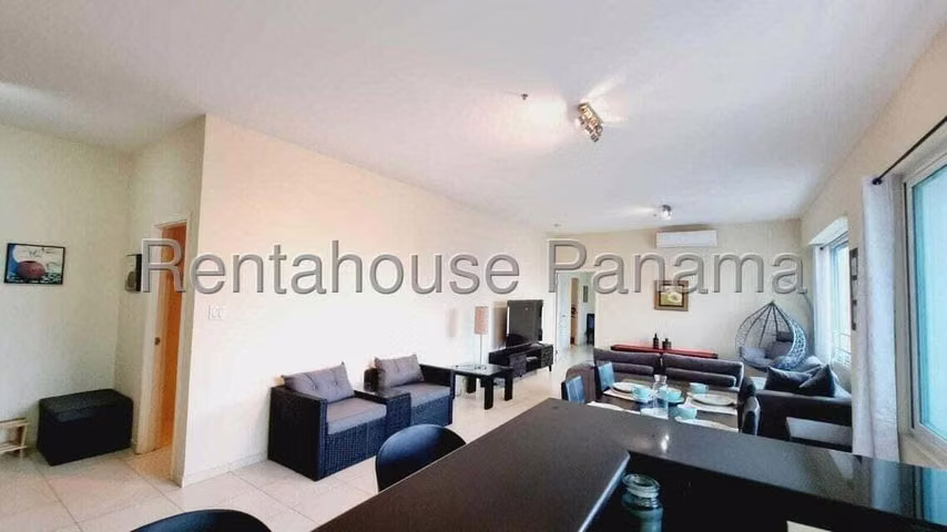 Alquiler Apartamento amoblado en Vista del Mar Av Balboa IH27-2130