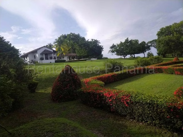 Venta Casa en Costa Esmeralda San Carlos 26MAM6710