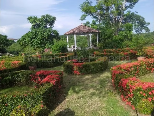 Venta Casa en Costa Esmeralda San Carlos 26MAM6710