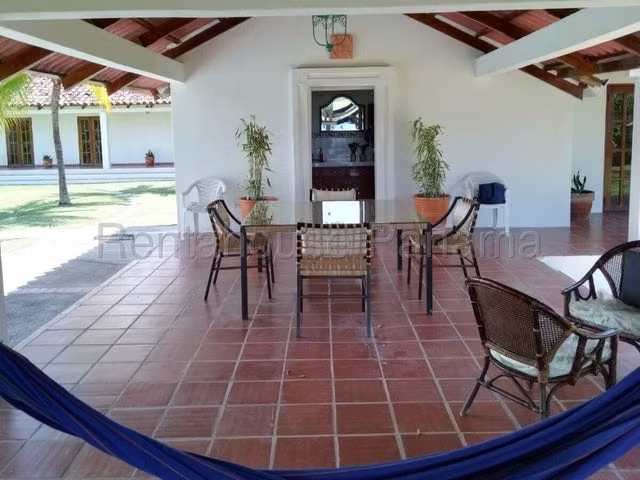 Venta Casa en Costa Esmeralda San Carlos 26MAM6710