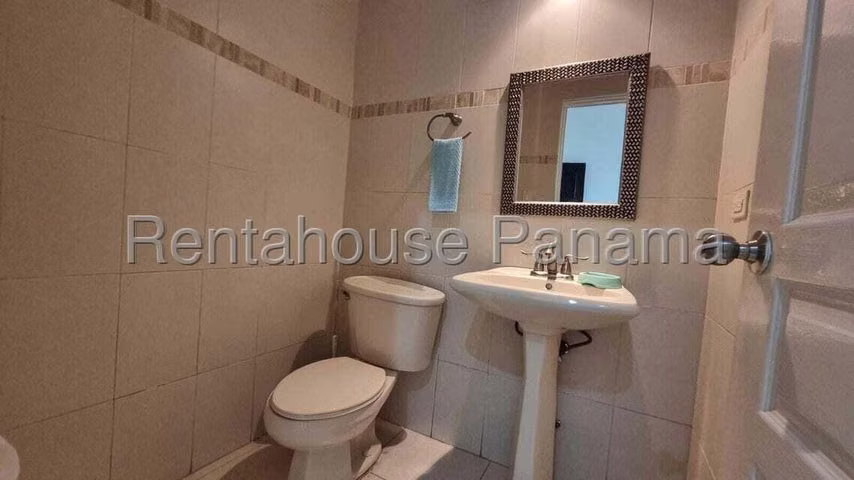 ALQUILER DE APARTAMENTO EN AVENIDA BALBOA
