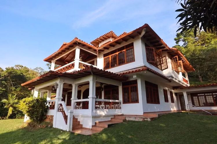 Se alquila espectacular casa en Cerro Azul