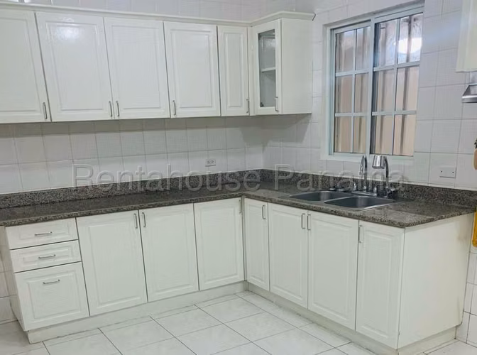 Casa en Alquiler en Clayton RJ - Imagen 3
