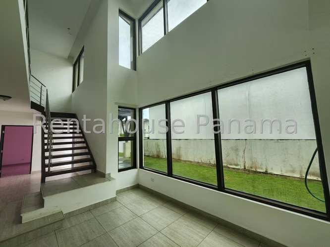 Venta de Casa en Panama Pacifico Nativa | Solo Cliente Directo LFC