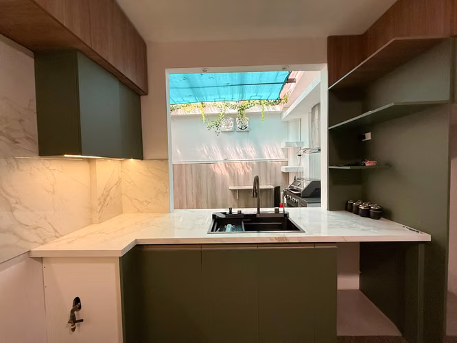 Casa Duplex en Venta en Punta Paitilla con Piscina Cubierta y Gimnasio