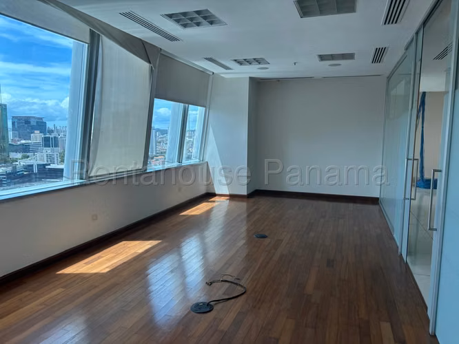 Venta de Oficina en Punta Pacifica | Solo Cliente Directo LFC - Imagen 4