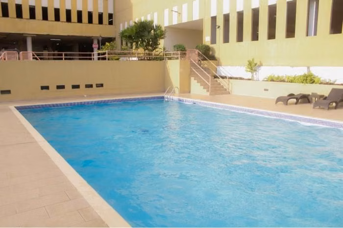 VENDO APARTAMENTO EN VIA CINCUENTENARIO, 3 RECAMARAS, 76M2.