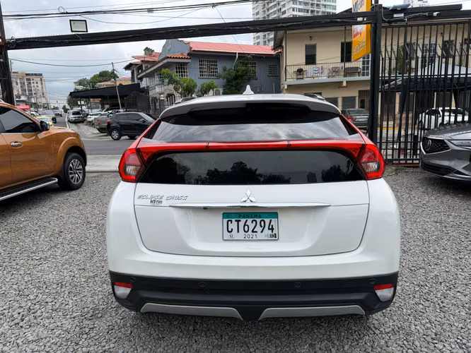 MITSUBISHI ECLIPSE CROSS 2020 TECHO PANORAMICO - Imagen 6