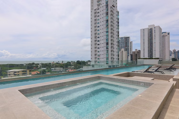 Apartamento de una Recámara con Vista al Parque Omar, en Coco del Mar