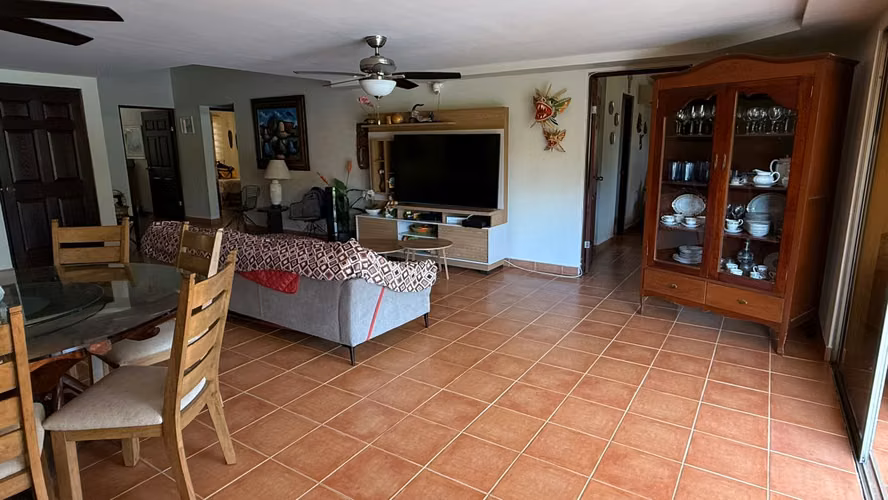Coronado. Casa 1200mts 5r 4b piscina $495,000.00 - Imagen 6