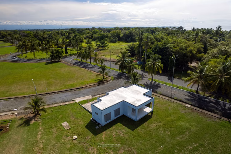 Casa de Playa Personalizable en Panamá