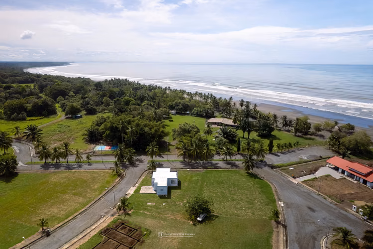 Casa de Playa Personalizable en Panamá