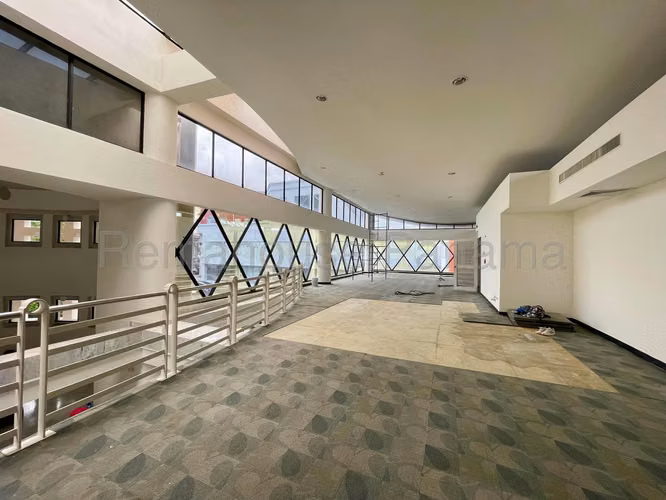 ALQUILO Edificio Comercial Transismica 1356m2 - Imagen 10