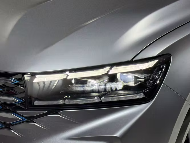 RENAULT KOLEOS E-TECH ALPINE 2025