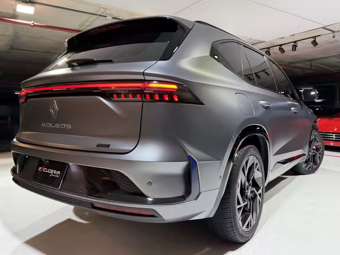 RENAULT KOLEOS E-TECH ALPINE 2025