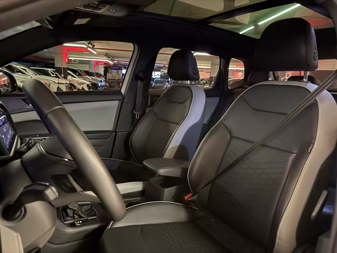 VOLKSWAGEN TAOS 250 TSI 2024
