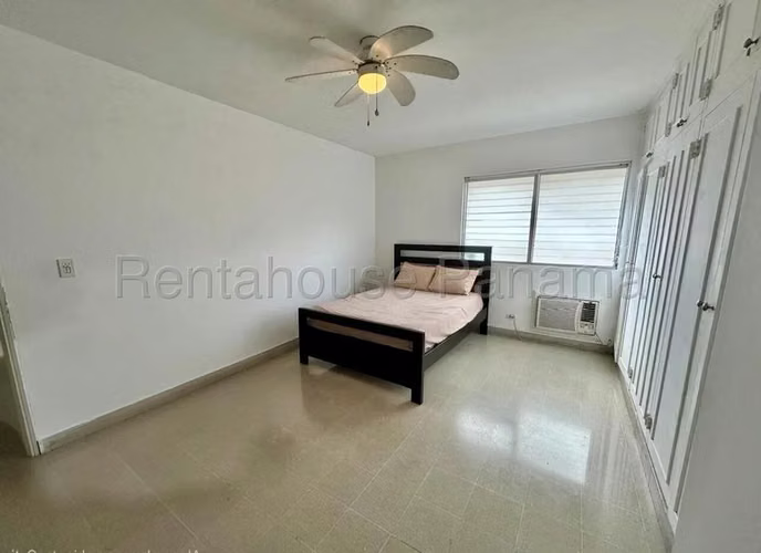 Venta Apartamento Altos del Golf - YD