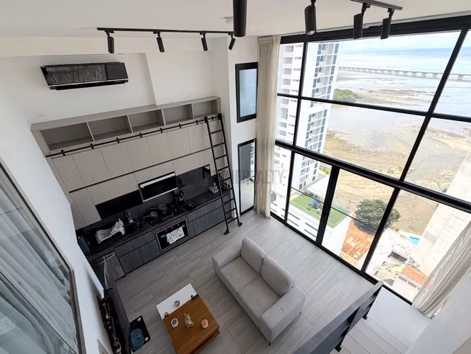 Loft Amoblado de 2 Recámaras en venta en Coco del Mar – 68 m² con Piscina y Gimnasio