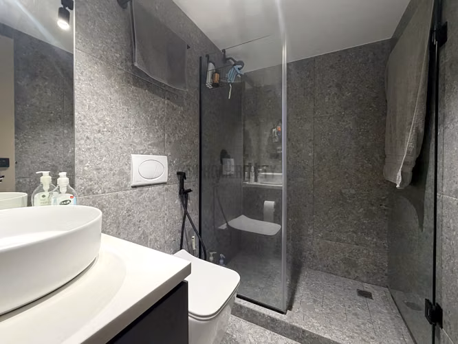 Loft Amoblado de 2 Recámaras en venta en Coco del Mar – 68 m² con Piscina y Gimnasio
