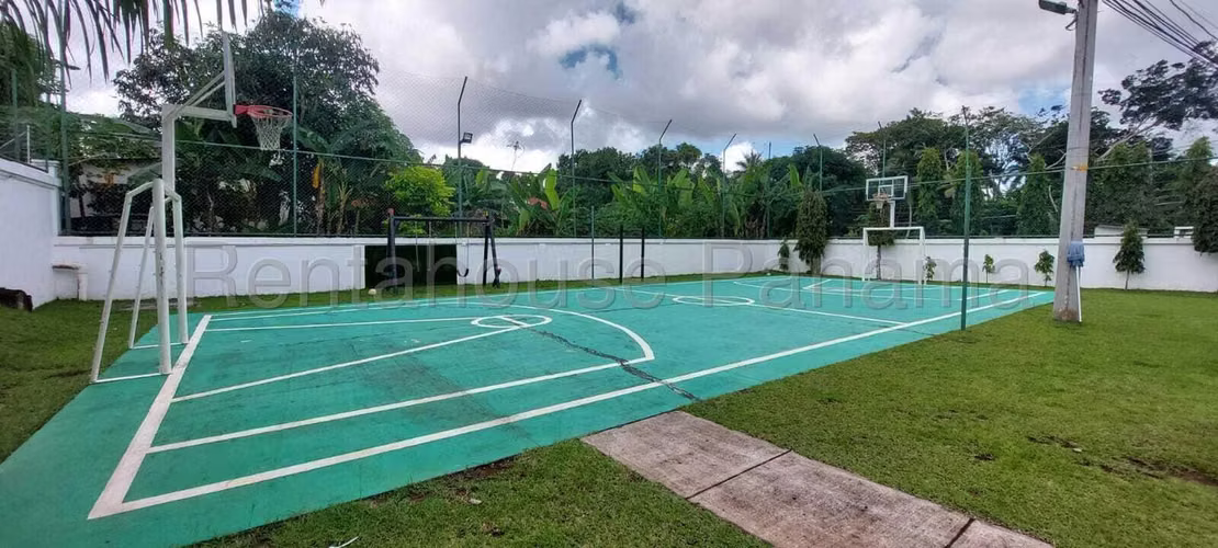 VENTA CASA ECO GARDENS EN ARRAIJAN