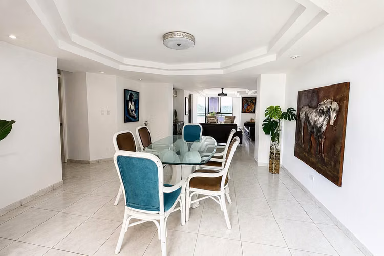 SE VENDE APARTAMENTO EN PH MIRADOR EL CANGREJO