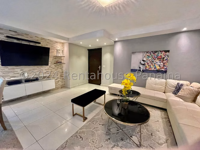 Se Vende Apartamento en San Francisco LA27-2177