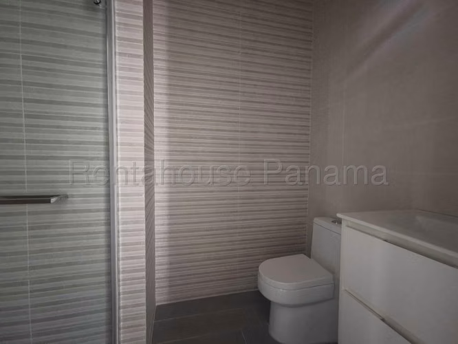Se Vende Apartamento en Santa Maria LA27-2176