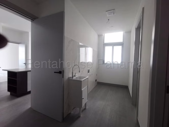 Se Vende Apartamento en Santa Maria LA27-2176