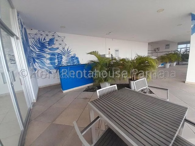 Se Vende Apartamento en Vía España GCEA26-8500