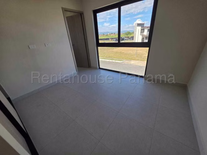 Venta de casa en Costa Sur AK