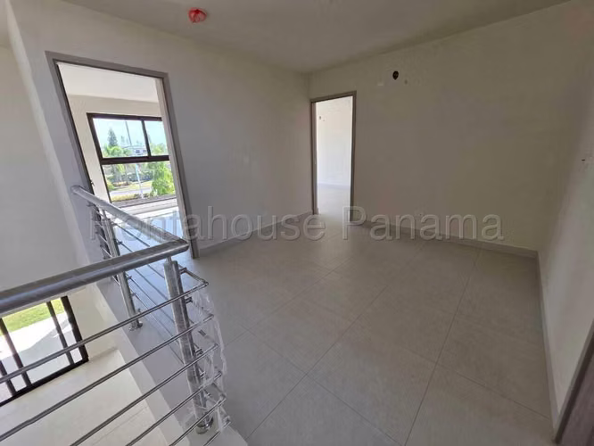 Venta de casa en Costa Sur AK