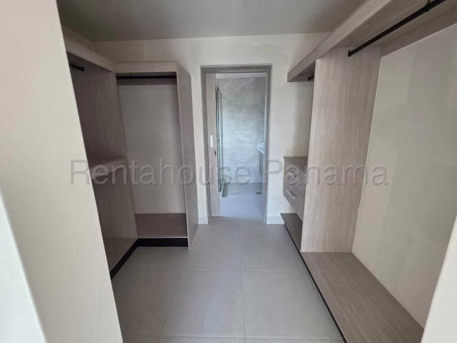 Venta de casa en Costa Sur AK