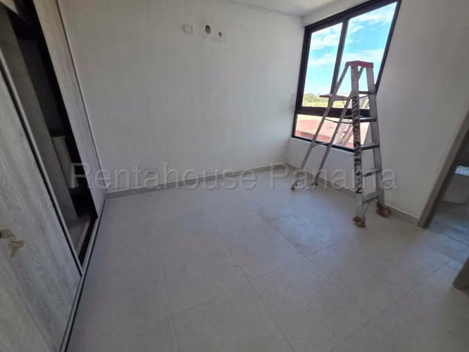 Venta de casa en Costa Sur AK