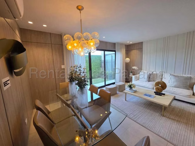 Venta de casa en Costa Sur AK