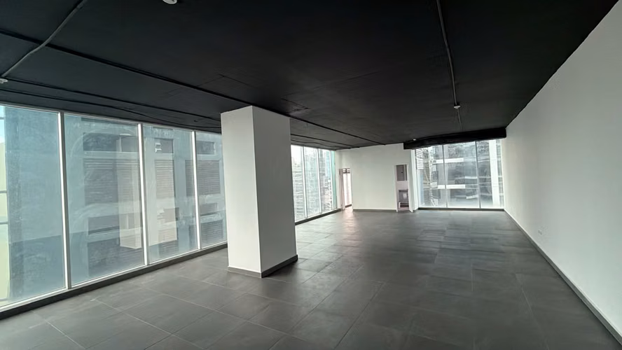 EXCELLENT OFFICES IN OBARRIO