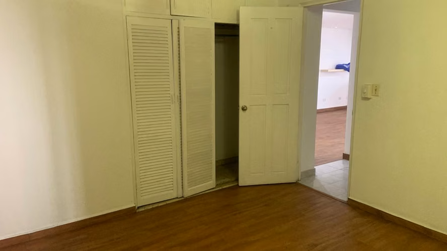 APARTAMENTO VINTAGE EN OBARRIO – AMPLIO Y CON GRAN POTENCIAL - Imagen 14
