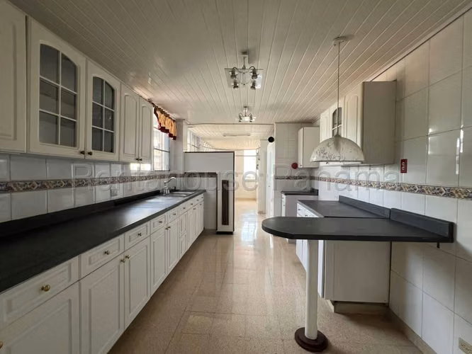 Venta Apartamento El Cangrejo - YD