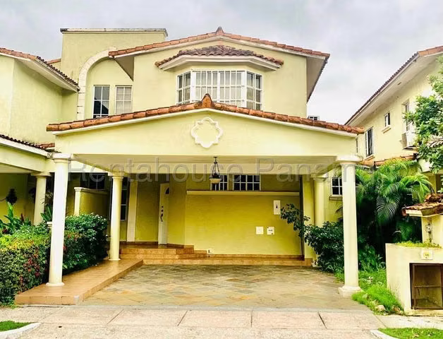 Alquiler de Casa en Clayton 27LBR2189