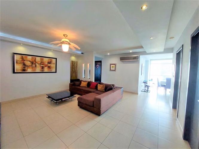 Se Vende Apartamento en San Francisco DPA25-2652