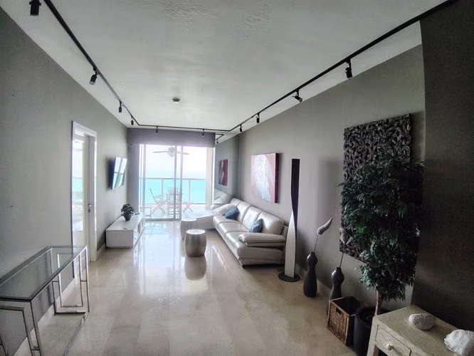 Alquilo apartamento amueblado en Avenida Balboa - Imagen 2