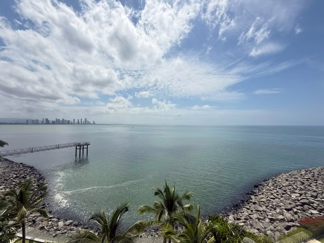 SE ALQUILA OCEAN REEF, THE PALMS 147MTS2 2 HABITACIONES 2.5 BAÑOS 2 ESTACIONAMIENTOS - Imagen 14